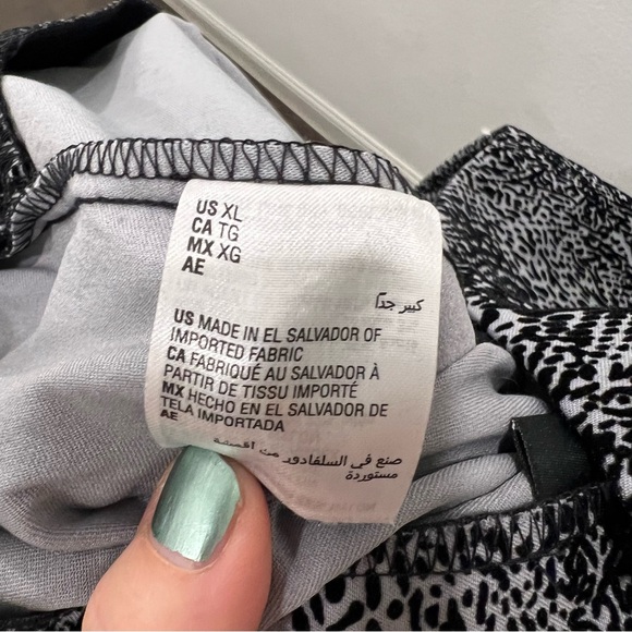 Alfani XL Flocked Animal Print Pull-On Pants Black Size New without tags Holiday - Picture 6 of 9